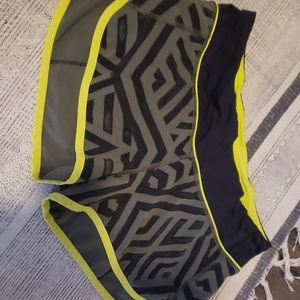 Lululemon  speed up shorts